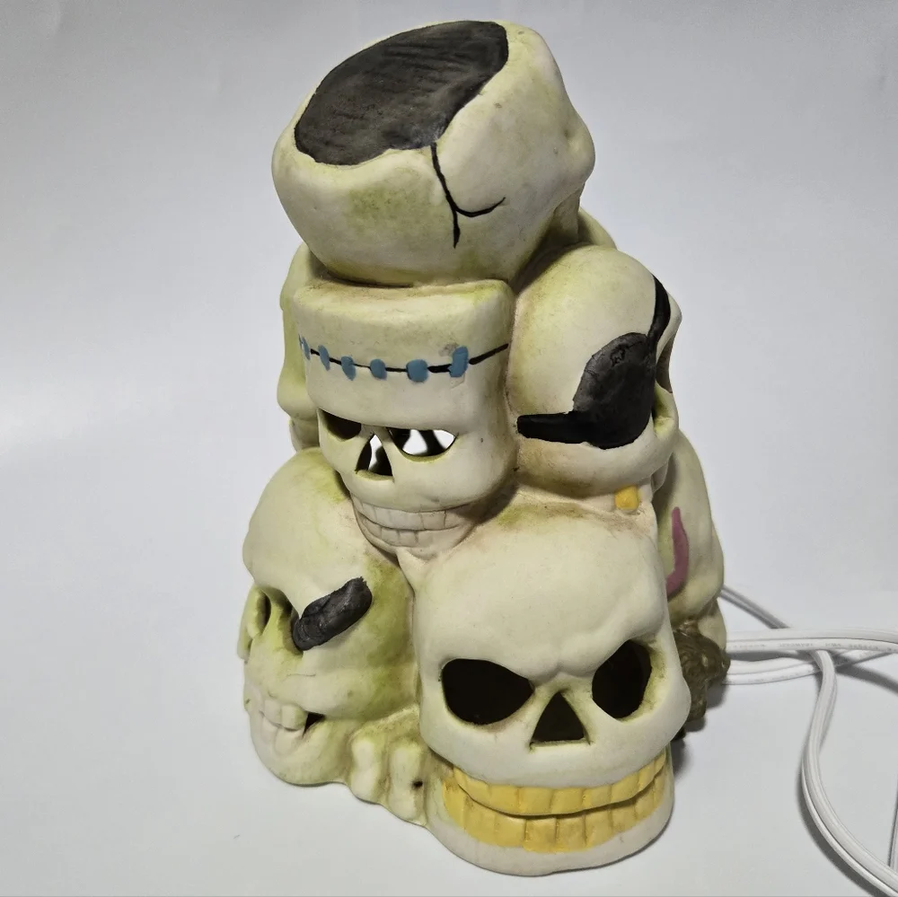 Vintage Halloween Skull Light Decor Skeleton Creepy Spooky Ceramic